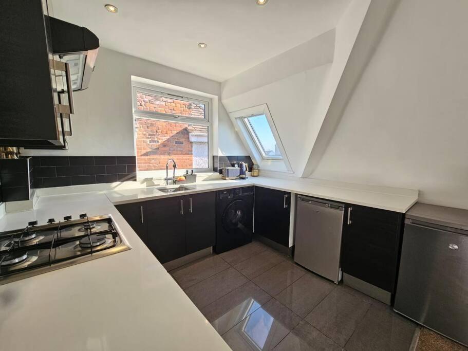 2 Bedroom Flat In Camden Londen Buitenkant foto